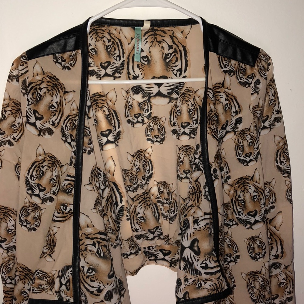 Light Jacket - Picture 3 of 3
